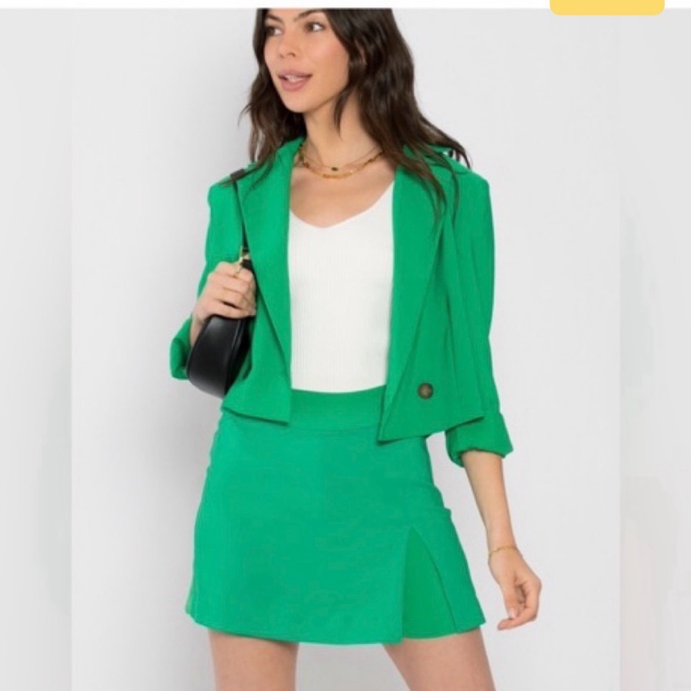 Green Women's Skirt set